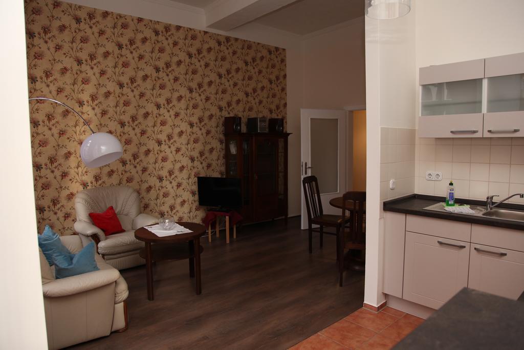 Ferienwohnung Hoellenblick เควดลินบวร์ก ห้อง รูปภาพ