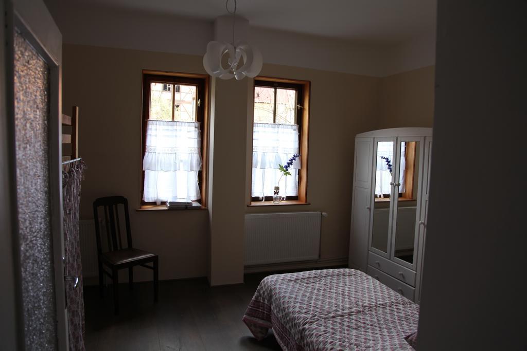 Ferienwohnung Hoellenblick เควดลินบวร์ก ภายนอก รูปภาพ